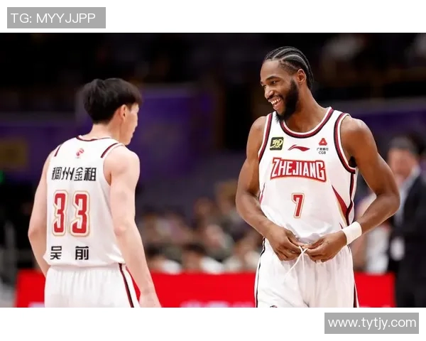 CBA辽宁队与深圳队精彩对决重播录像回顾与分析